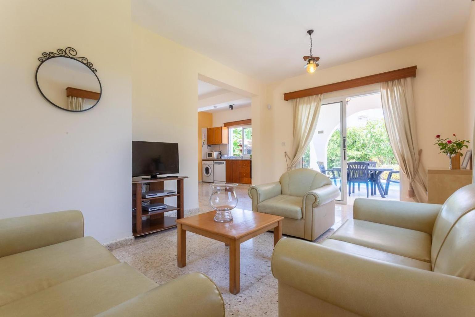 Sun Beach Villa Thio Полис Екстериор снимка