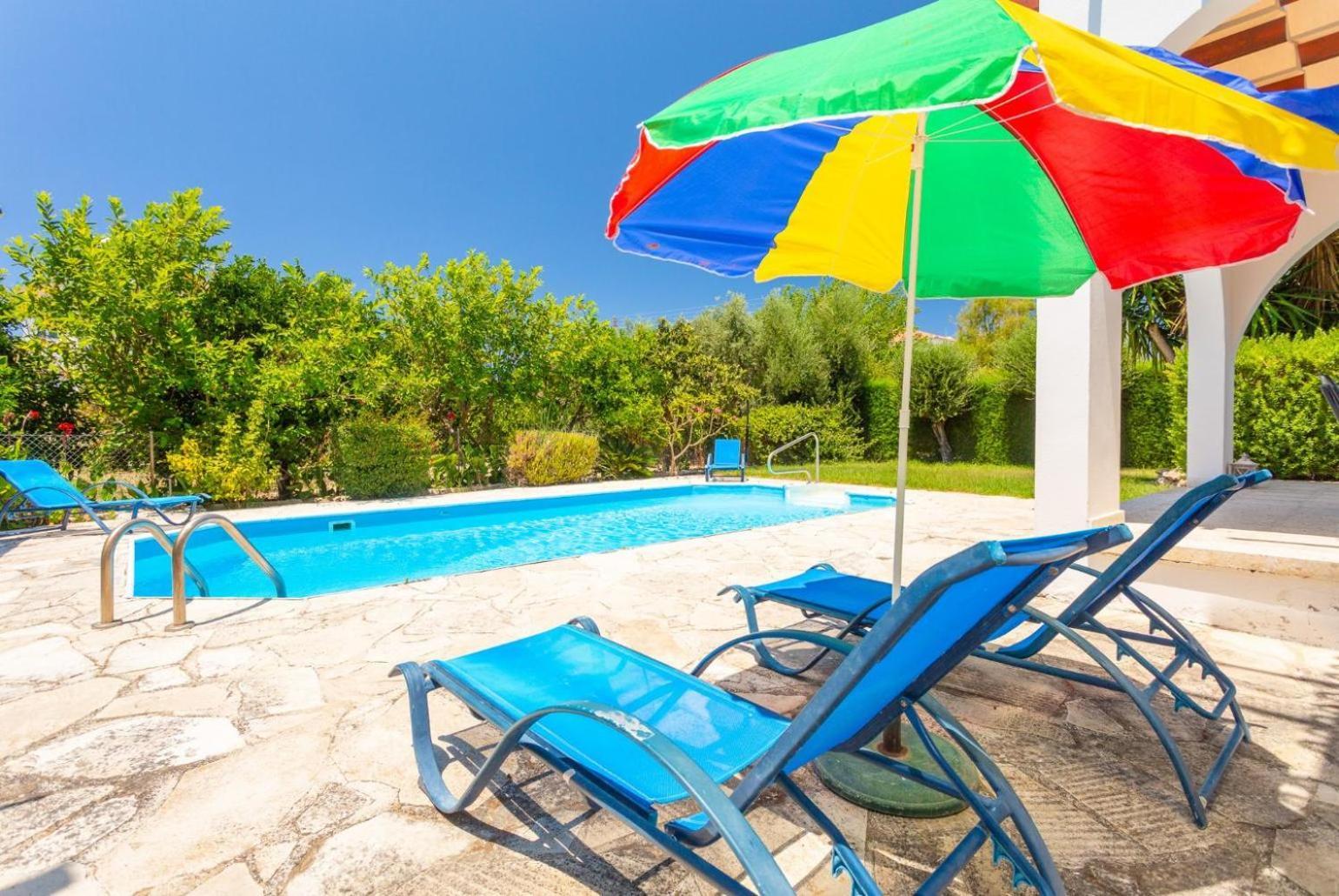 Sun Beach Villa Thio Полис Екстериор снимка